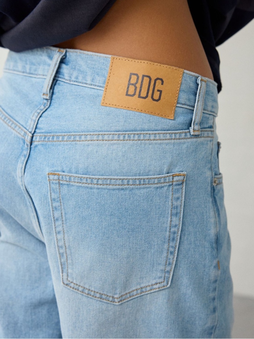 BDG olive stovepipe jeans - Picture 3 of 5